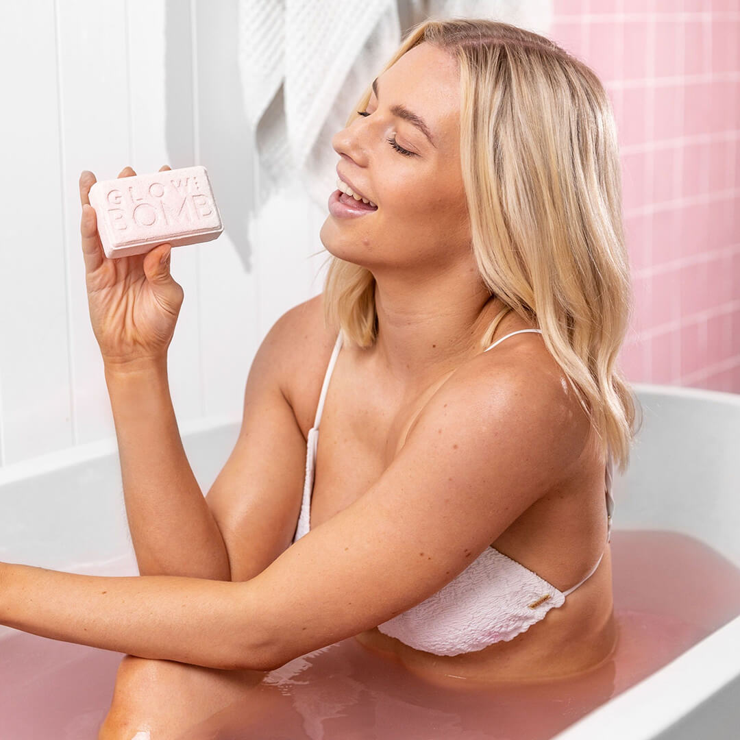 Fake Tan Remover Bathtub Bath Bomb - GlowBomb by GlowDry Australia